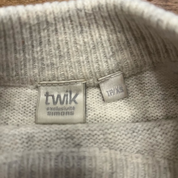 Knit crewneck sweater - Picture 2 of 2